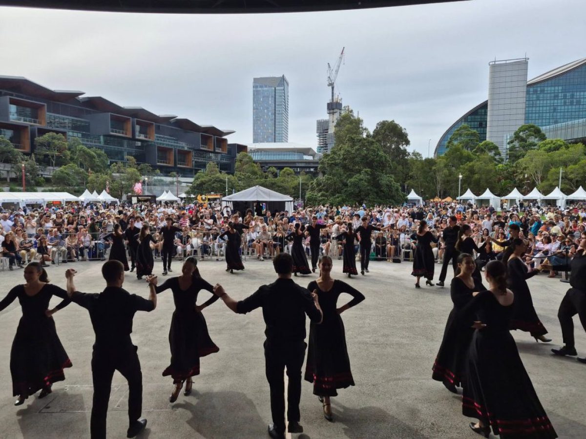 Το  Darling Harbour  του Σίδνεϊ θύμιζε Ελλάδα (φωτογραφίες)