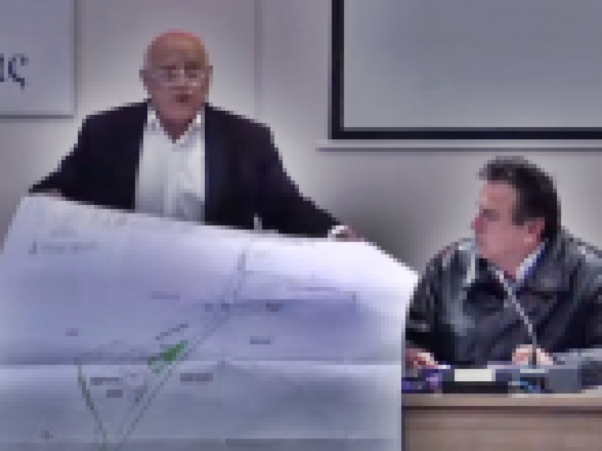 Το Δ.Σ. επέβαλε γραμμή για το Τουριστικό Περίπτερο – Μία ακόμη πολιτική ήττα για τη δημοτική αρχή