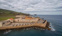 to-frourio-firka-opos-itan