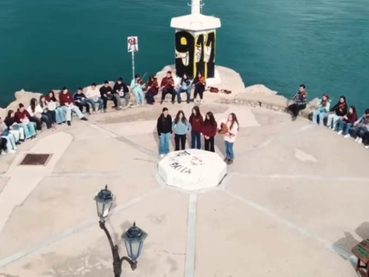 Το Μουσικό Σχολείο Αργολίδας παρουσιάζει 2 παραδοσιακά τραγούδια για το Ναύπλιο