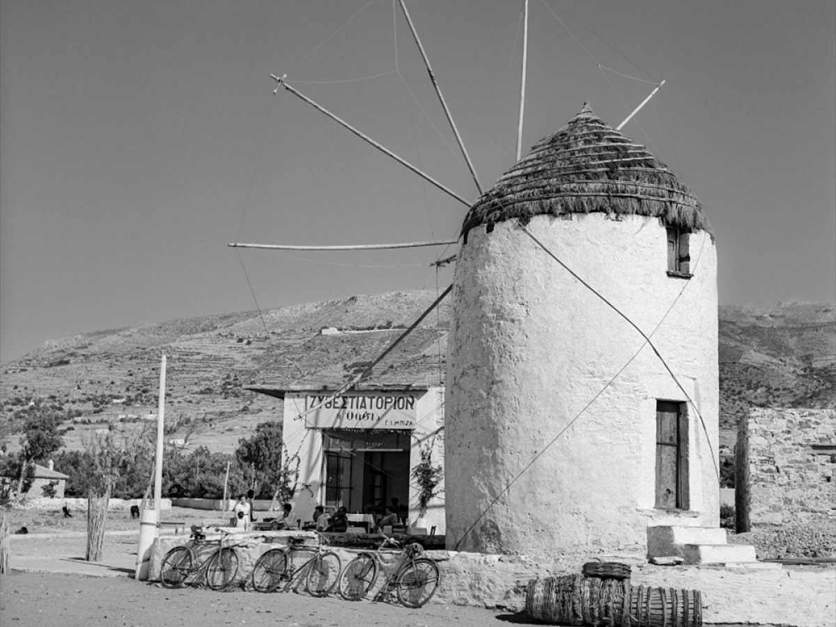 Το Πάρκο Πάρου παρουσιάζει τον Robert McCabe με την έκθεση φωτογραφίας «Αναμνήσεις από το Αιγαίο»