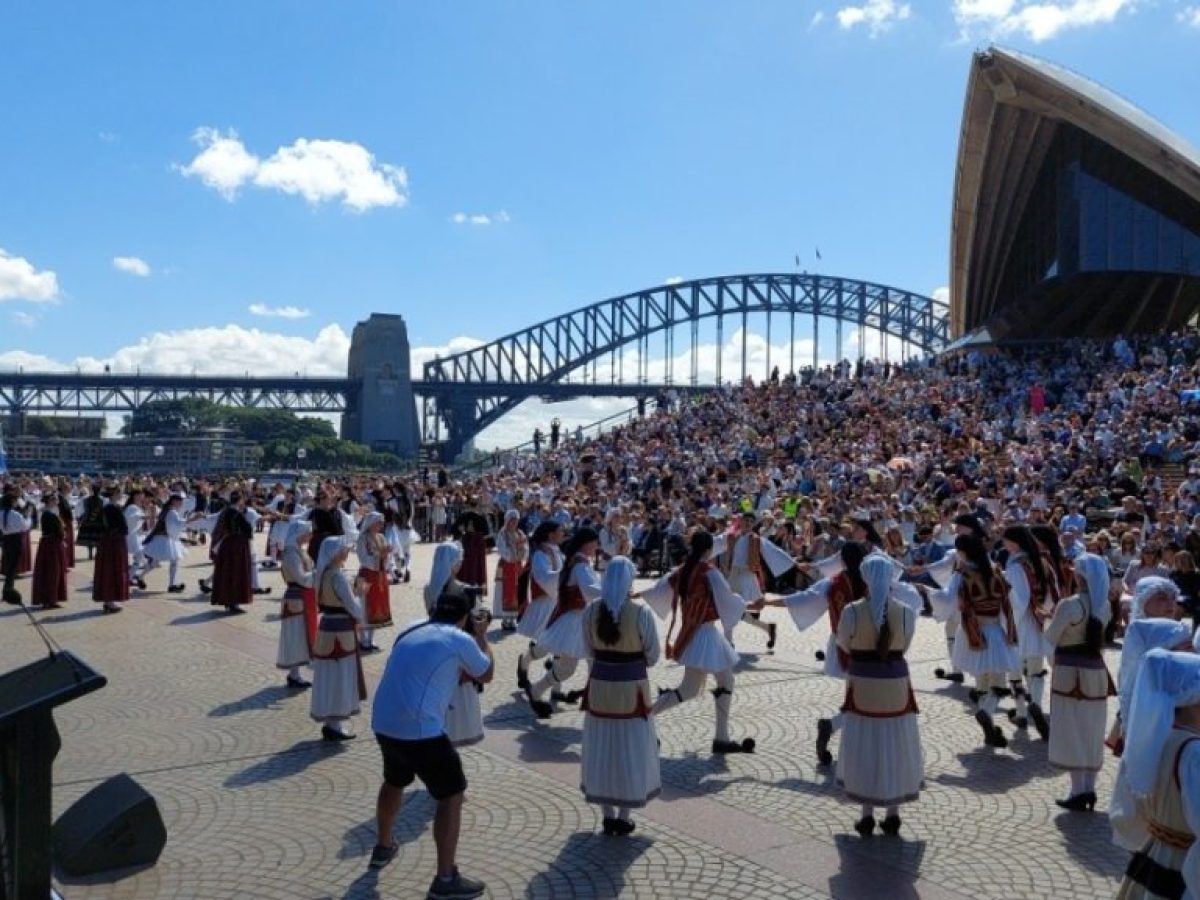Το Σίδνεϋ «ντύθηκε» στα γαλανόλευκα για την Επέτειο της Ελληνικής Επαναστάσεως του 1821