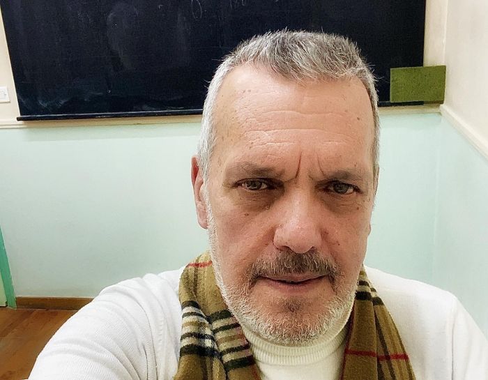 to-sistima-pou-mas-odigise