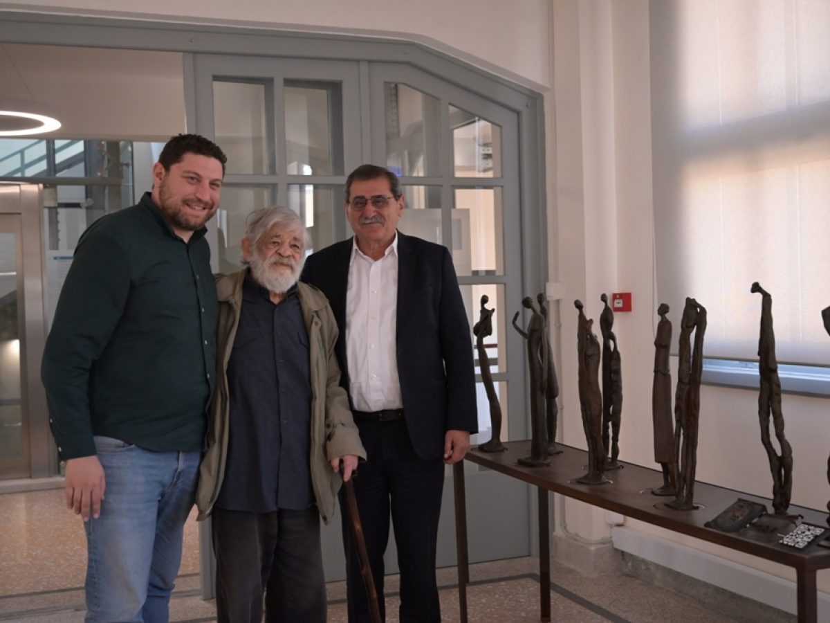 Τον καταξιωμένο γλύπτη Μεμά Καλογηράτο υποδέχθηκε σήμερα ο Δήμαρχος Πατρέων, Κώστας Πελετίδης