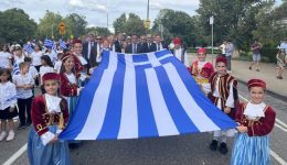 topo-dimokratias-apokta-i-melvourni