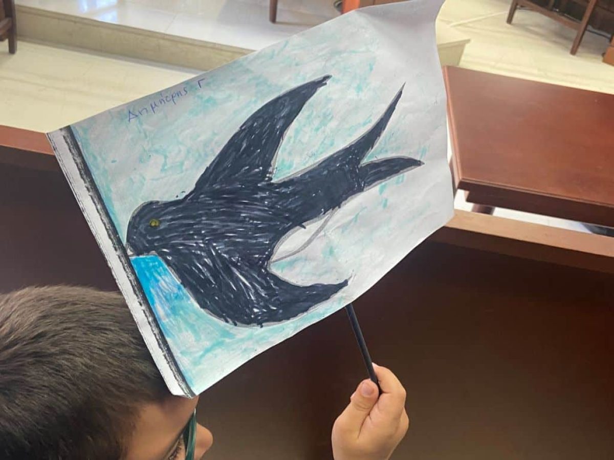 Τρίκαλα: «Χελιδονίσματα» από μαθητές στο Δημαρχείο