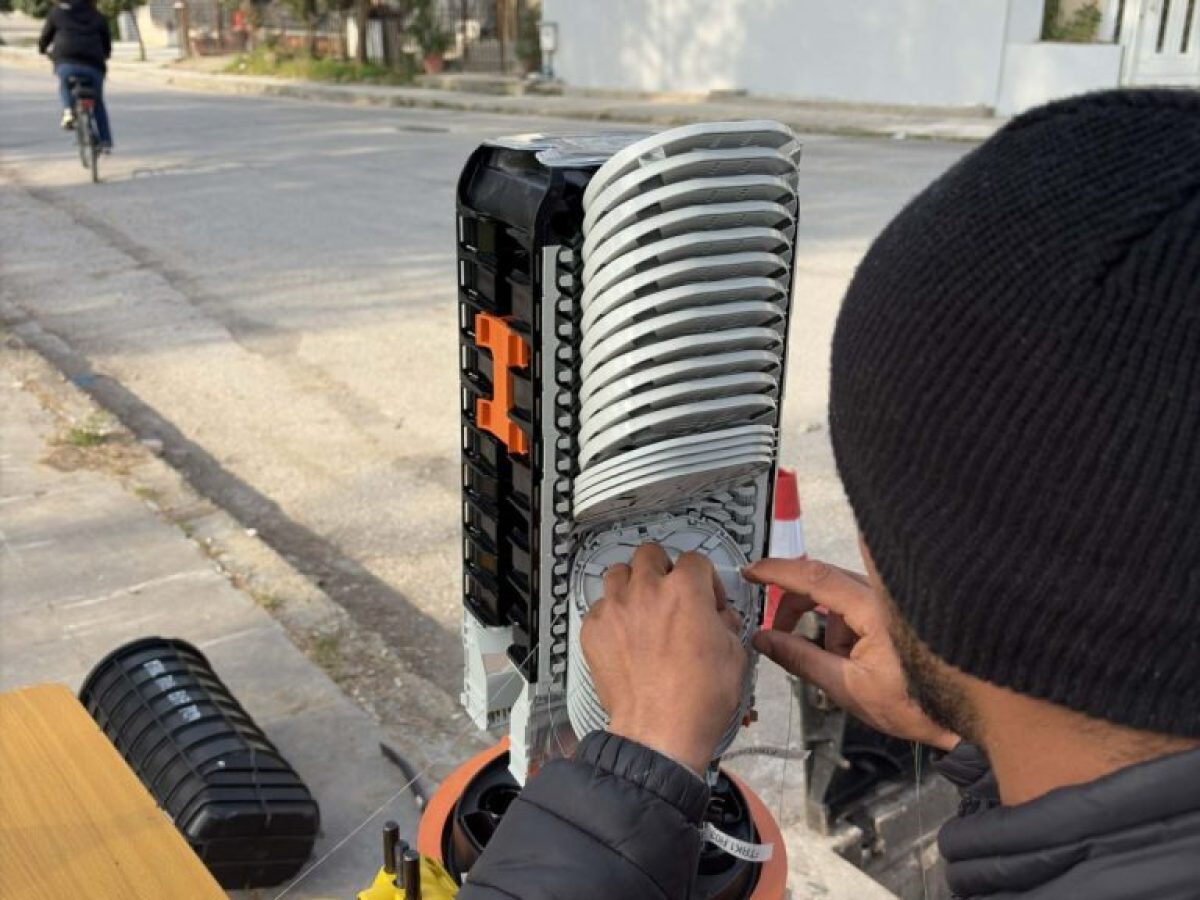 Τρίκαλα: Πυρετός έργων για τις οπτικές ίνες – Οι αθέατοι εργάτες πίσω από την ψηφιακή μετάβαση