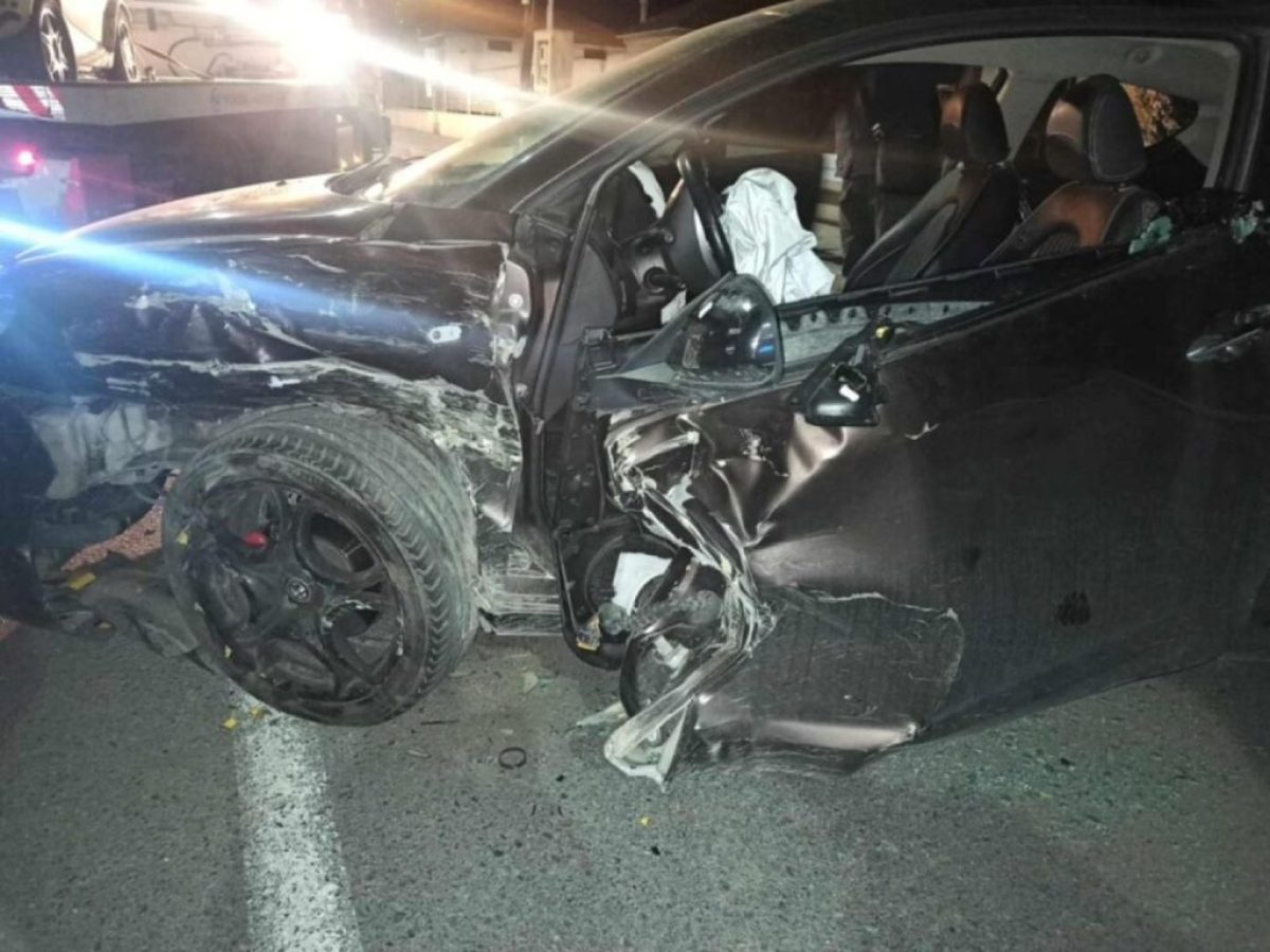 Τροχαίο ατύχημα: Σύγκρουση ΙΧ σε προαύλιο σούπερ μάρκετ – Δείτε φωτογραφία