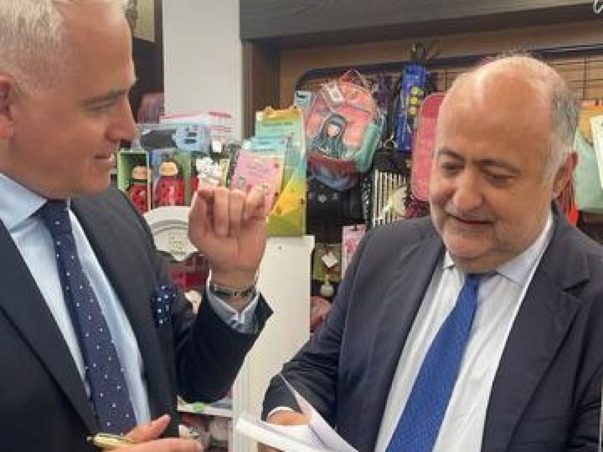 Τσιόδρας και Λιάπης συζητούν για τα Επιβλέμματ@