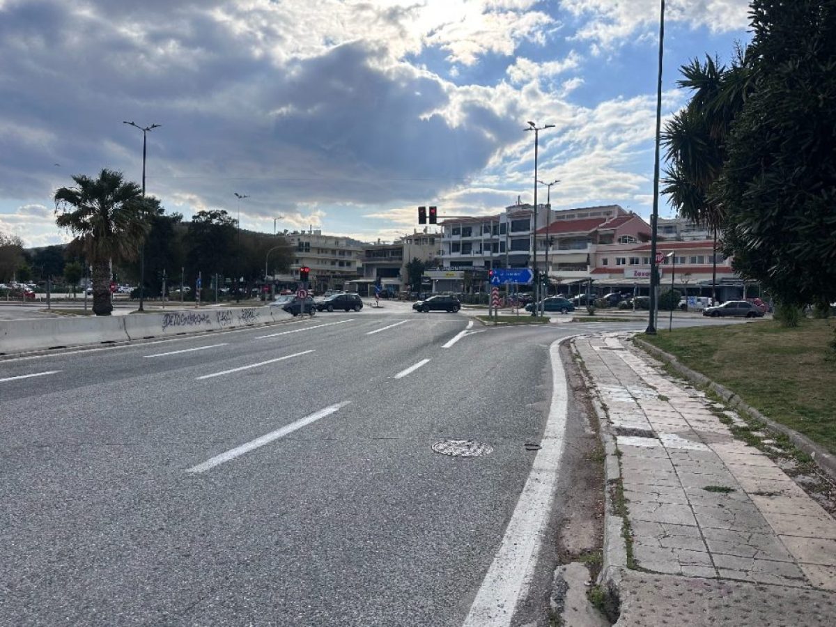 Βάρκιζα: Πρωινά ραντάρ, νυχτερινή ασυδοσία