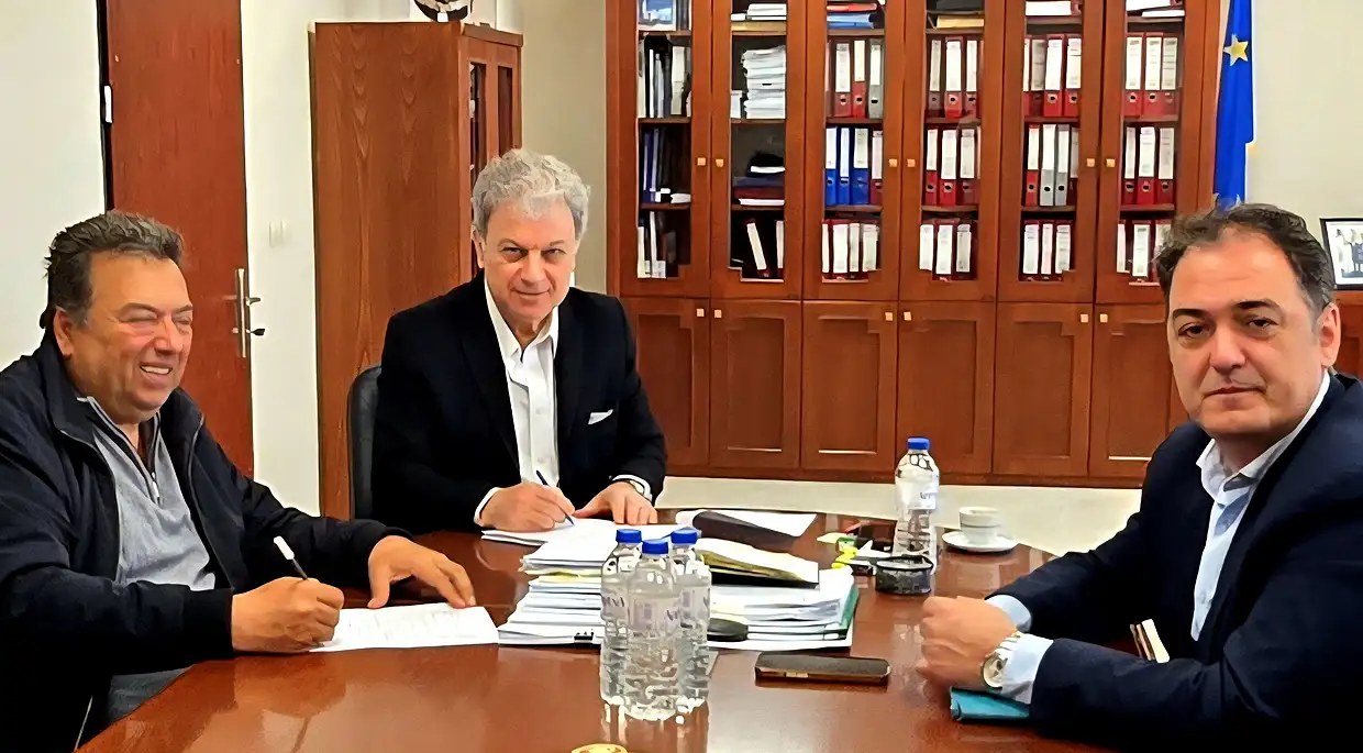 veltiosi-tis-odou-kerasia-milia