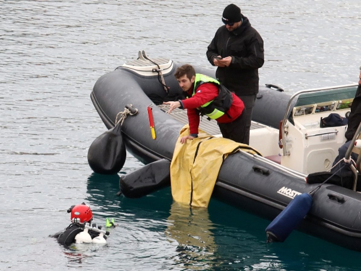 Βουλιαγμένη: «Χάθηκε μέσα σε δύο δευτερόλεπτα, πάλευε 40 λεπτά να σωθεί»