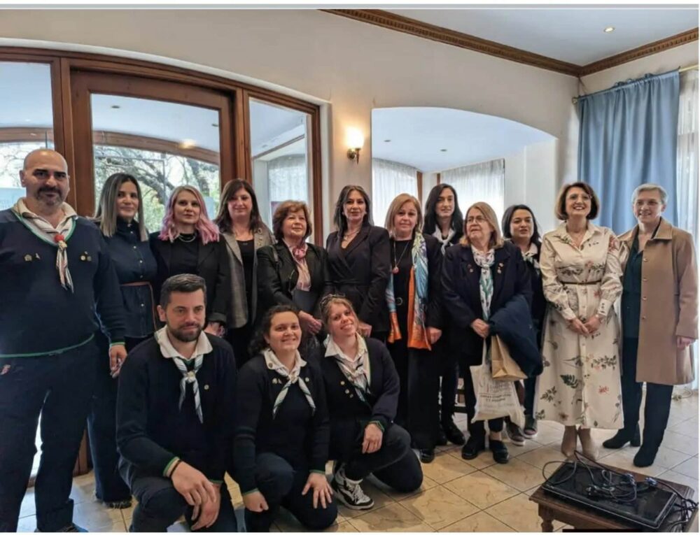 vravefsi-deka-ginekon-stin-kozani