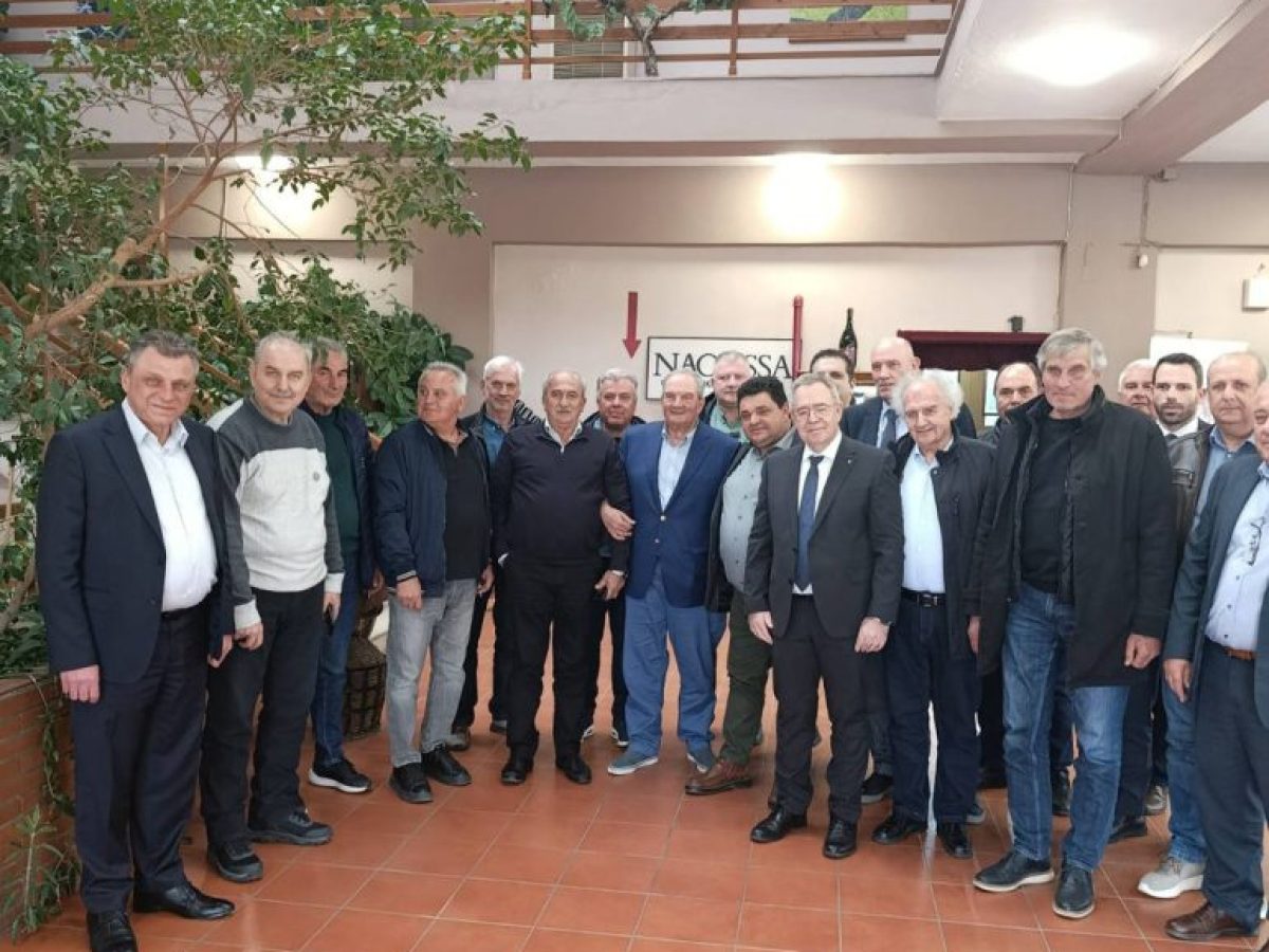 ΒΑΕΝΙ: O Κώστας Καραμανλής πρόεδρος της της ασφαλιστικής εταιρίας SYNDEA επισκέφθηκε το συνεταιρισμό μας