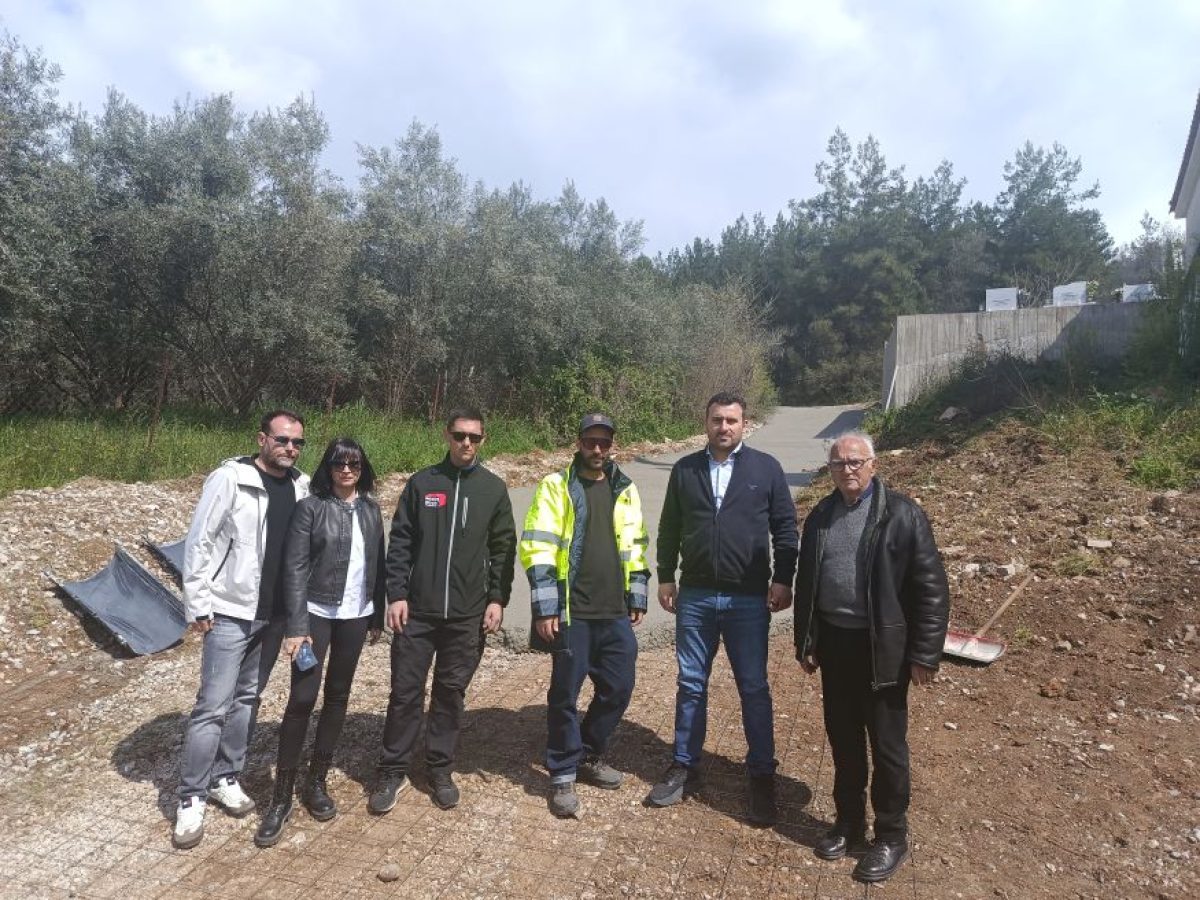 Ξεκίνησε από τη Βασιλική το νέο έργο τσιμεντοστρώσεων για την αποκατάσταση ζημιών στον Δήμο Μετεώρων