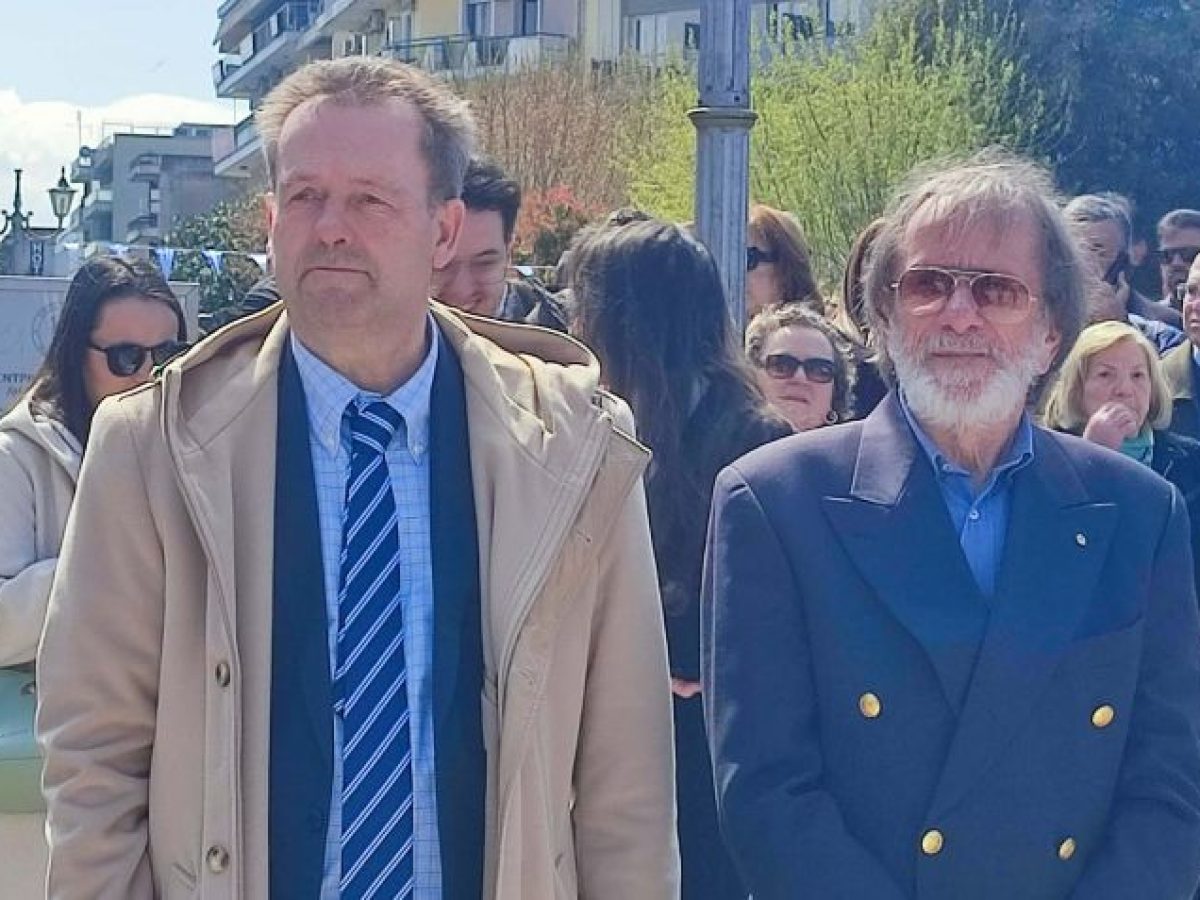 Ξεκίνησε μήπως η διεύρυνση του ΠΑΣΟΚ και δεν το πήραμε χαμπάρι;