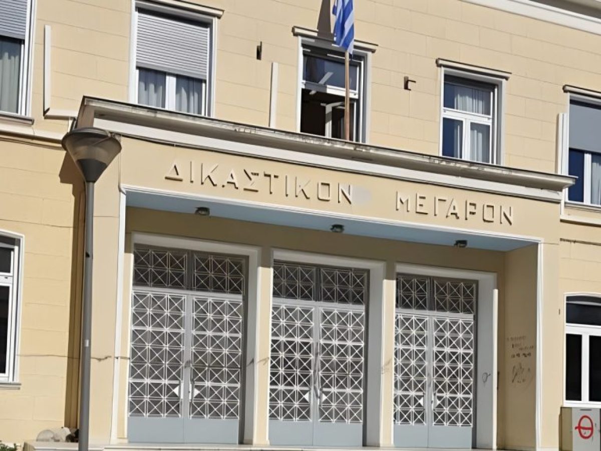 Ξηρόμερο: «Καμπάνα» σε Ρομά που είχαν «ρημάξει» αυτοκίνητα σε παραλίες