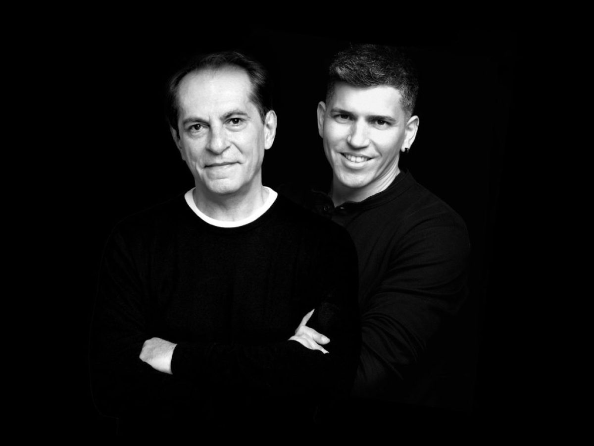 Ζωή Εκτός Οθόνης | Θέατρο Αυλαία