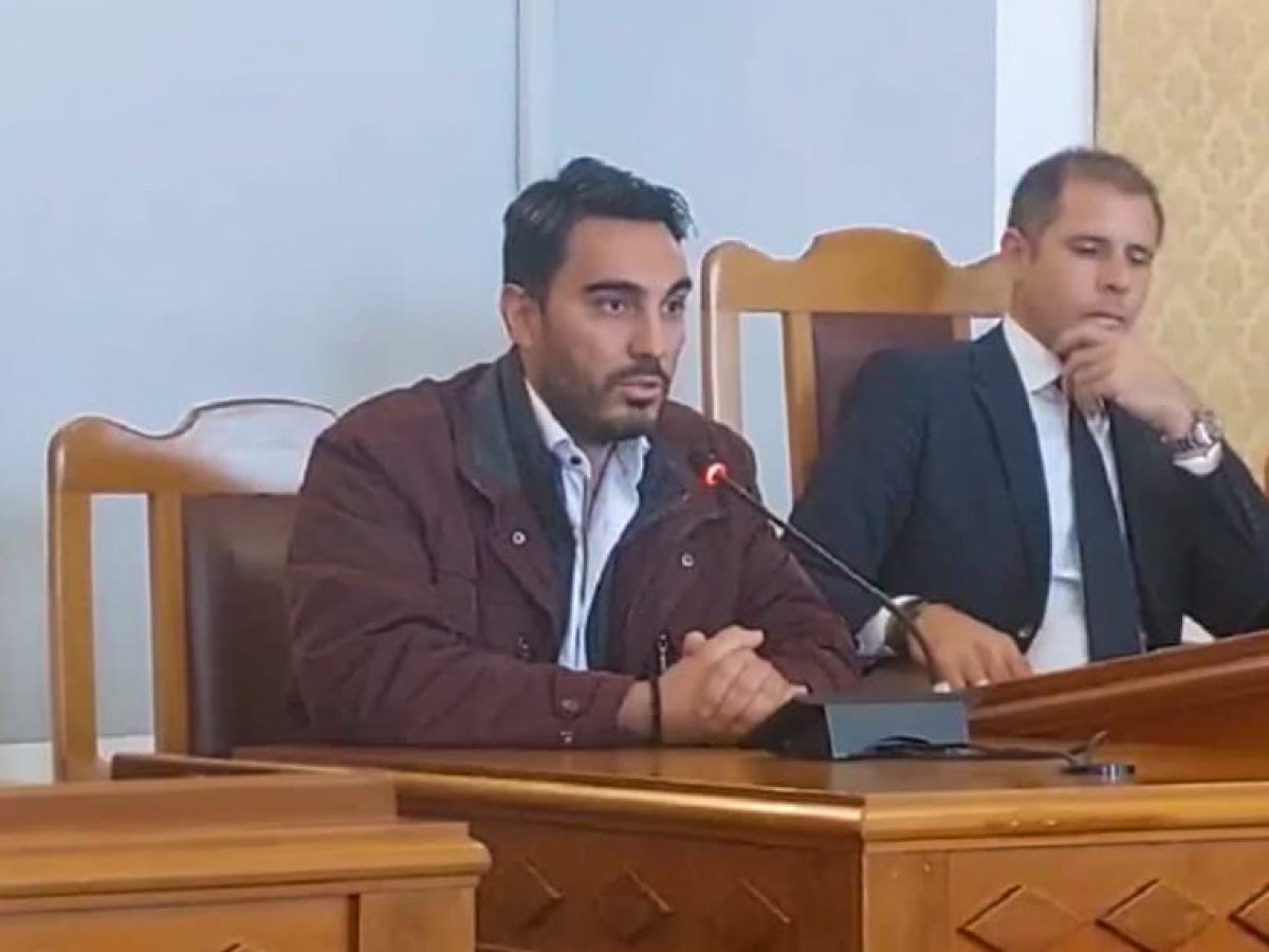 Άμεσα μέτρα για την οικονομία στις Κυκλάδες ζητά ο Αντώνης Χάλαρης