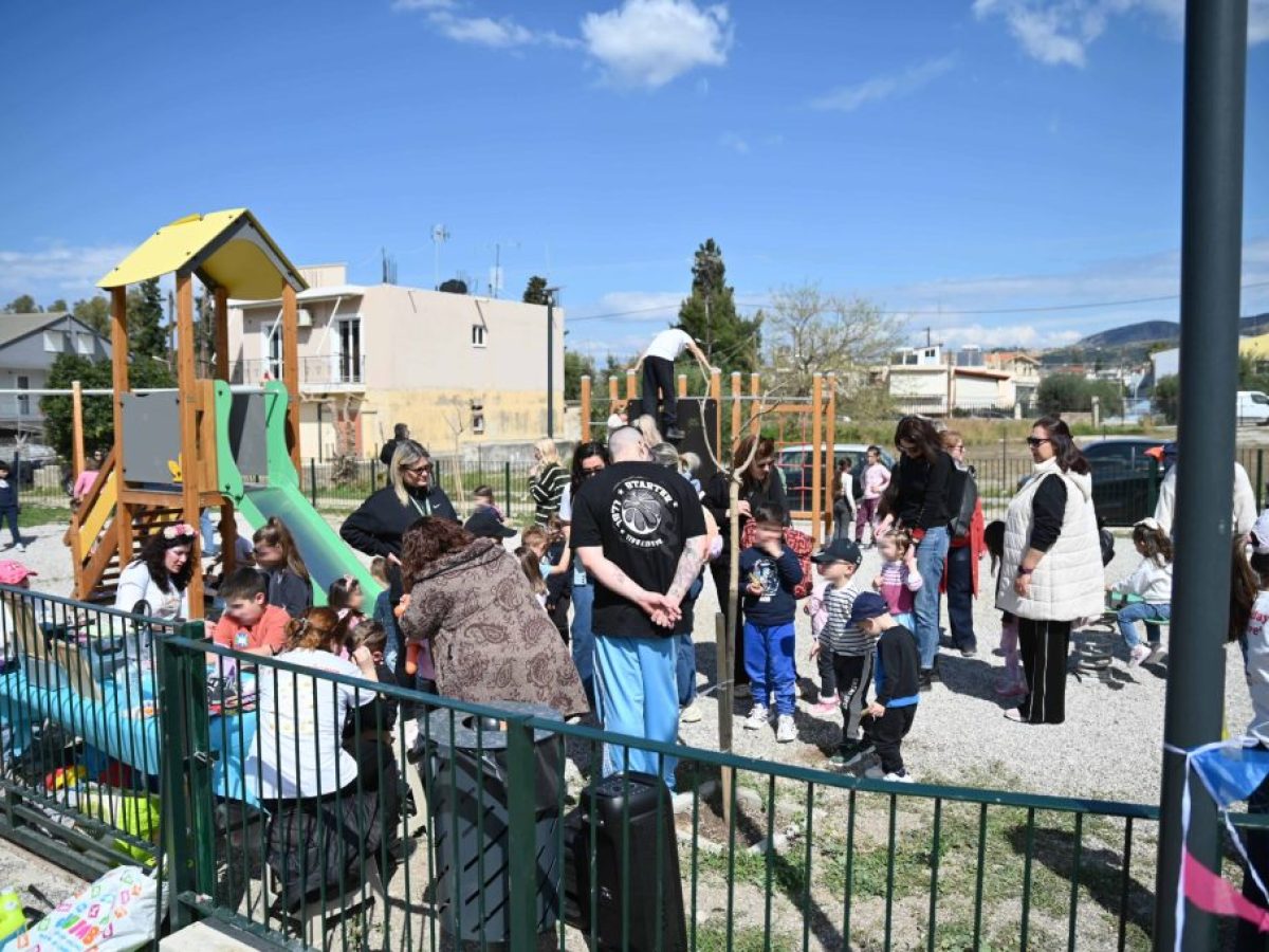 Άνοιξε τις πύλες της η νέα παιδική χαρά στην Περιβόλα