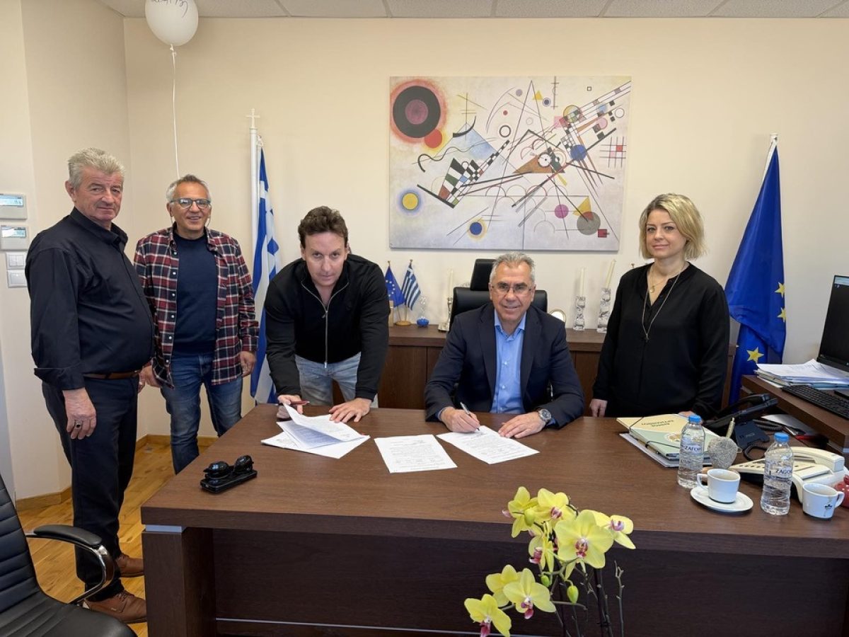 Αχαΐα: Υπογραφή σύμβασης για ένα ακόμη έργο αγροτικής οδοποιίας