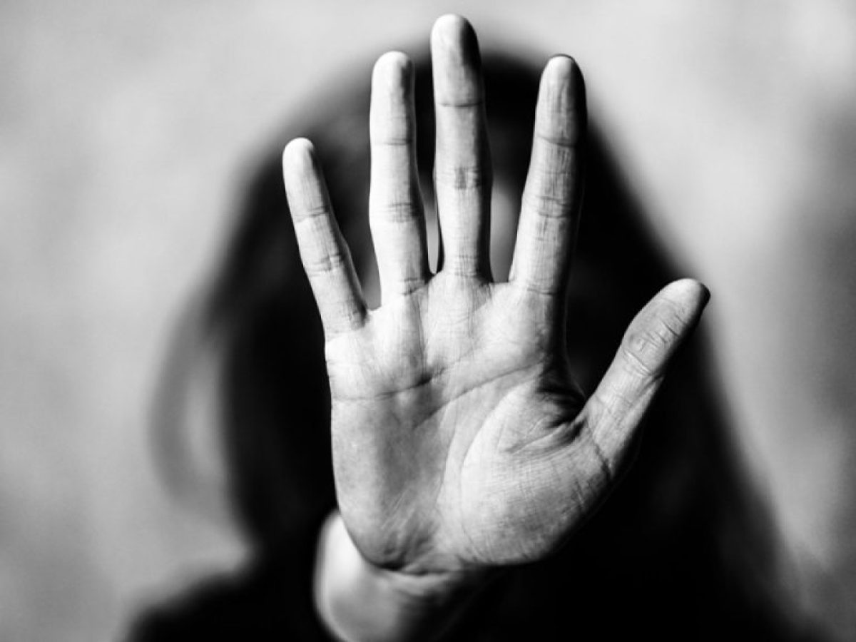 Αγρίνιο: Καταγγελία για βιαιοπραγία εργοδότη σε εργαζόμενη σε μεζεδοπωλείο