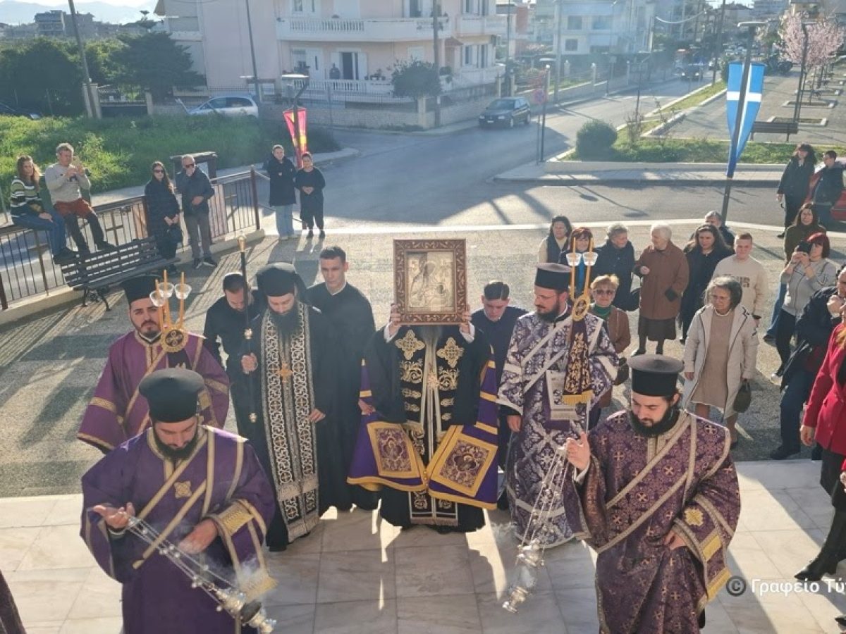 Αγρίνιο, Ναός Αγίας Βαρβάρας, Υποδοχή της Παναγίας Ελευθερώτριας και Έκθεση Ιστορικών Κειμηλίων