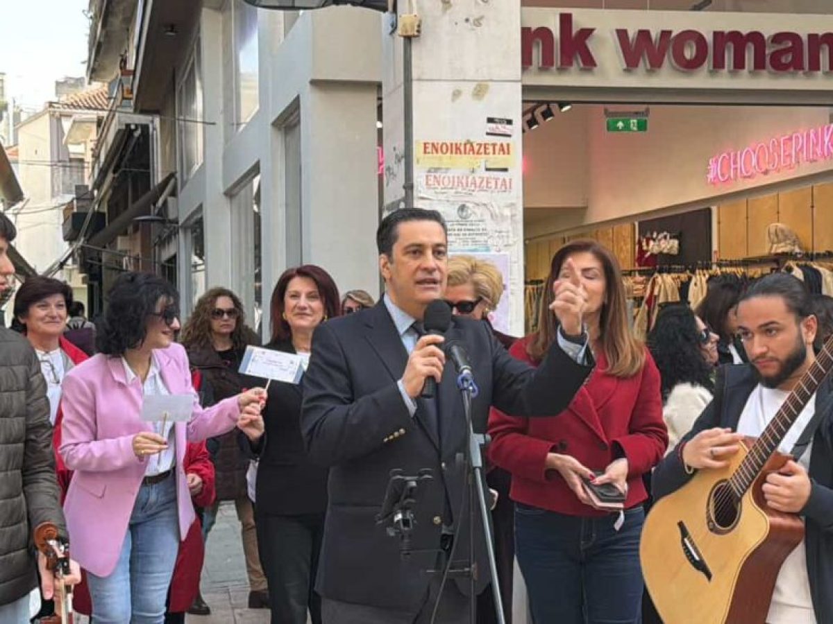 Αγρίνιο: Όμορφη γιορτή για την Παγκόσμια Ημέρα Γυναίκας με τραγούδια του Θοδωρή Κουτσουπιά