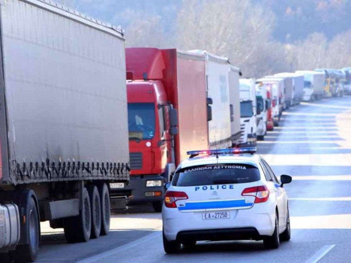 Ανατροπή με τα φορτηγά στην Παλαιά Εθνική Ελευσίνας – Θηβών: Η συμφωνία με Κυρανάκη και οι εξαιρέσεις