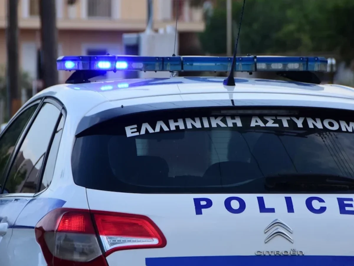 Ανήλικος στην Κατερίνη πίσω από αναλήψεις με κάρτες κλώνους – Βρέθηκαν 32.200€ σε πλαστά