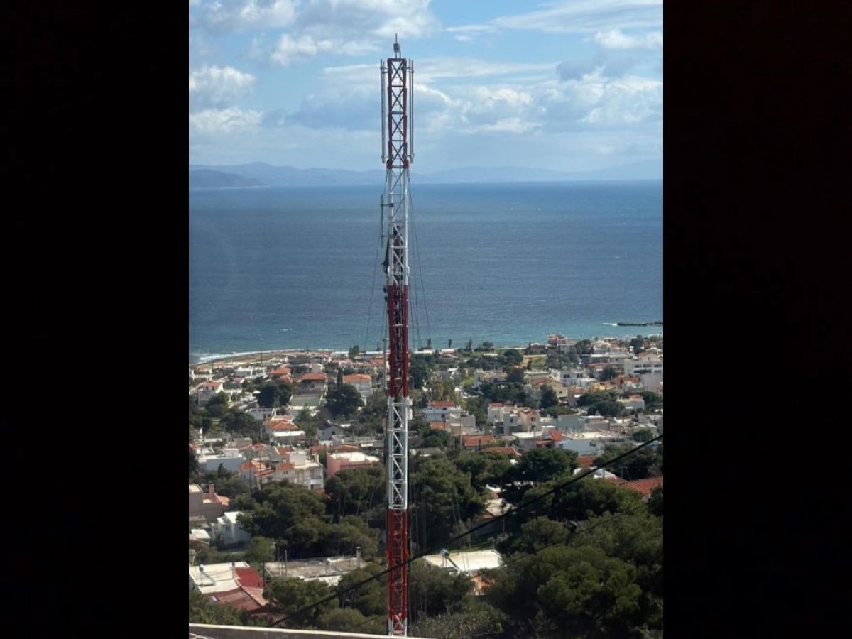 Ανησυχία κατοίκων στην Αρτέμιδα για κεραία κινητής τηλεφωνίας ύψους 31,5 μέτρων