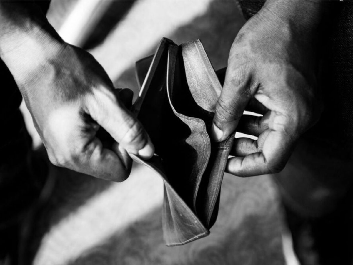 «Αόρατη φτώχεια» και έντονη κοινωνική πίεση στην Κοζάνη της μετάβασης