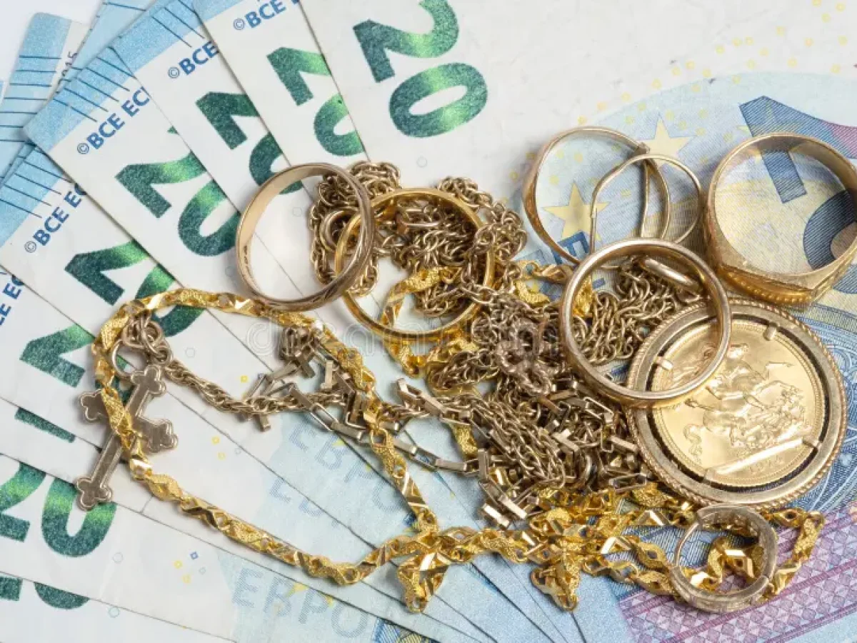 Απάτη–σοκ στην Καλαμπάκα: 84χρονη πέταξε από το μπαλκόνι σακούλα με 25.000 ευρώ και χρυσαφικά