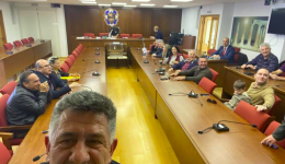 Αpistefto-…ti-skeftike-na-kani