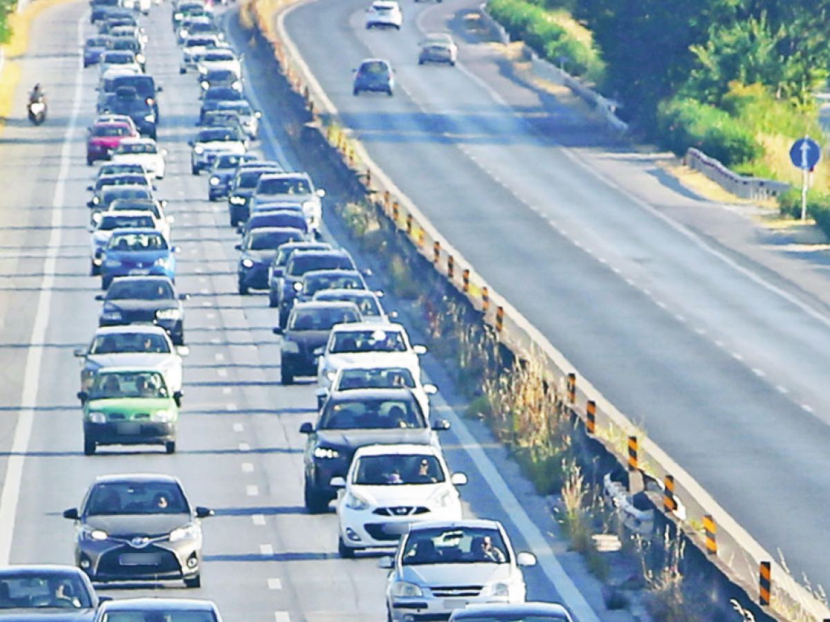 Αποστολή των πρώτων πράξεων επιβολής προστίμων και οφειλών σε ιδιοκτήτες οχημάτων που είναι ανασφάλιστα ή δεν έχουν καταβάλει τέλη κυκλοφορίας