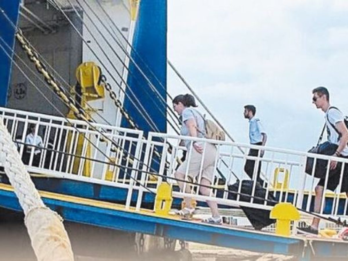 Αποζημίωση στις ακτοπλοϊκές εταιρείες για να μην αυξήσουν τα εισιτήρια