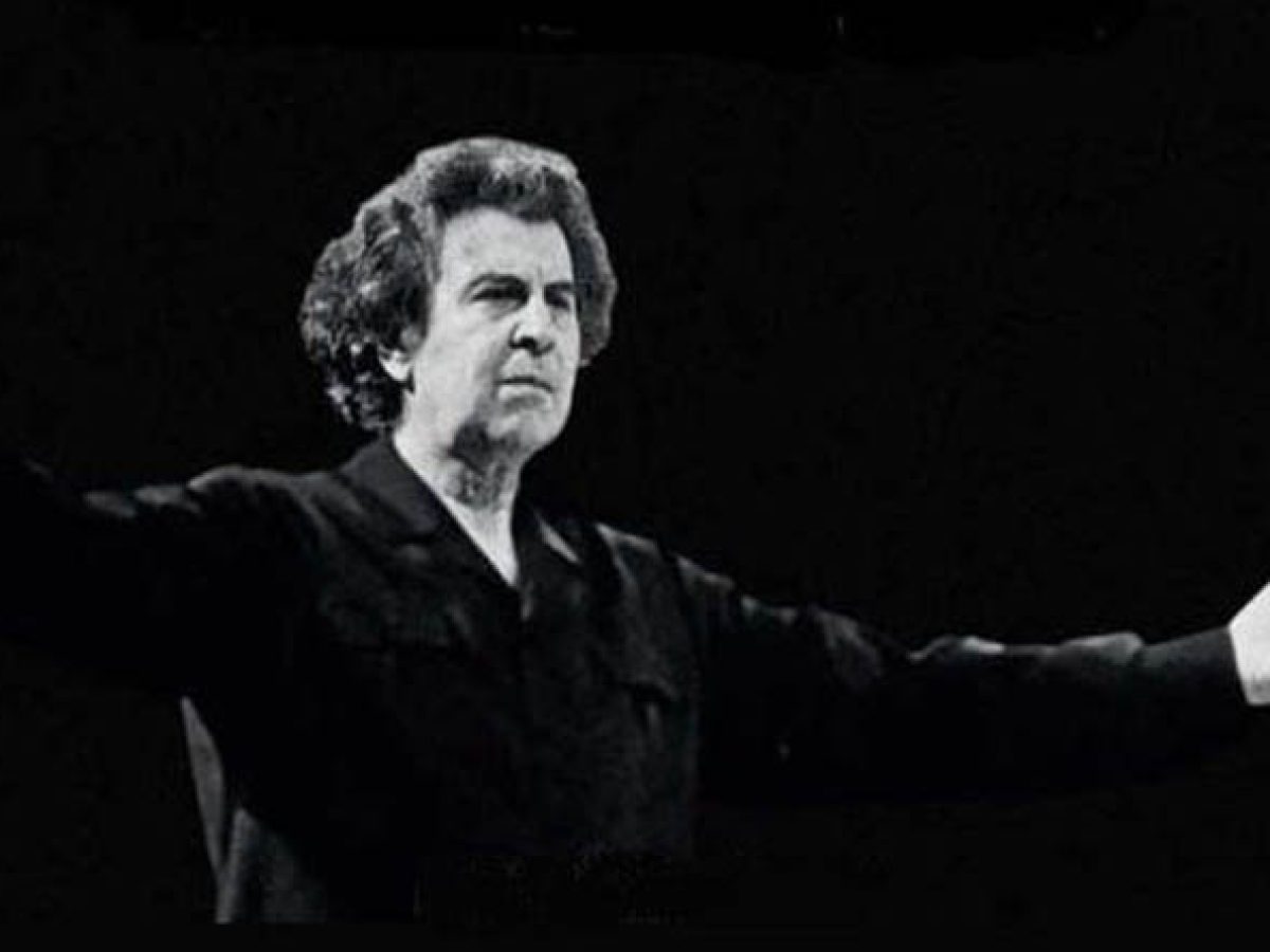 Αρτέμιδα: Μοναδικό ταξίδι στον χρόνο με τον Μίκη Θεοδωράκη