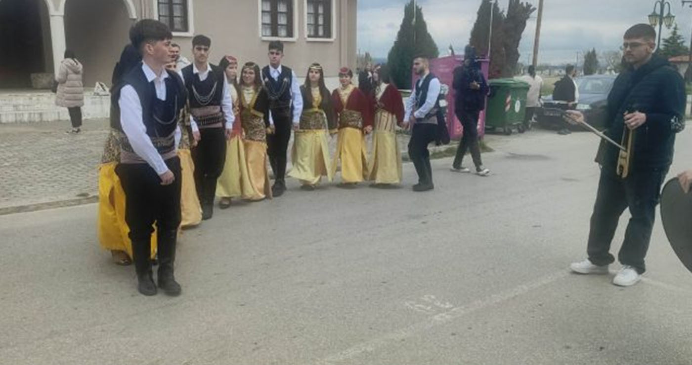 Άrdassa-eordeas-&Alpha;naviose-to-pontiako