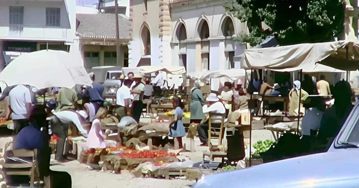 Άrgos-1965-komikotragika-monostila-se-2