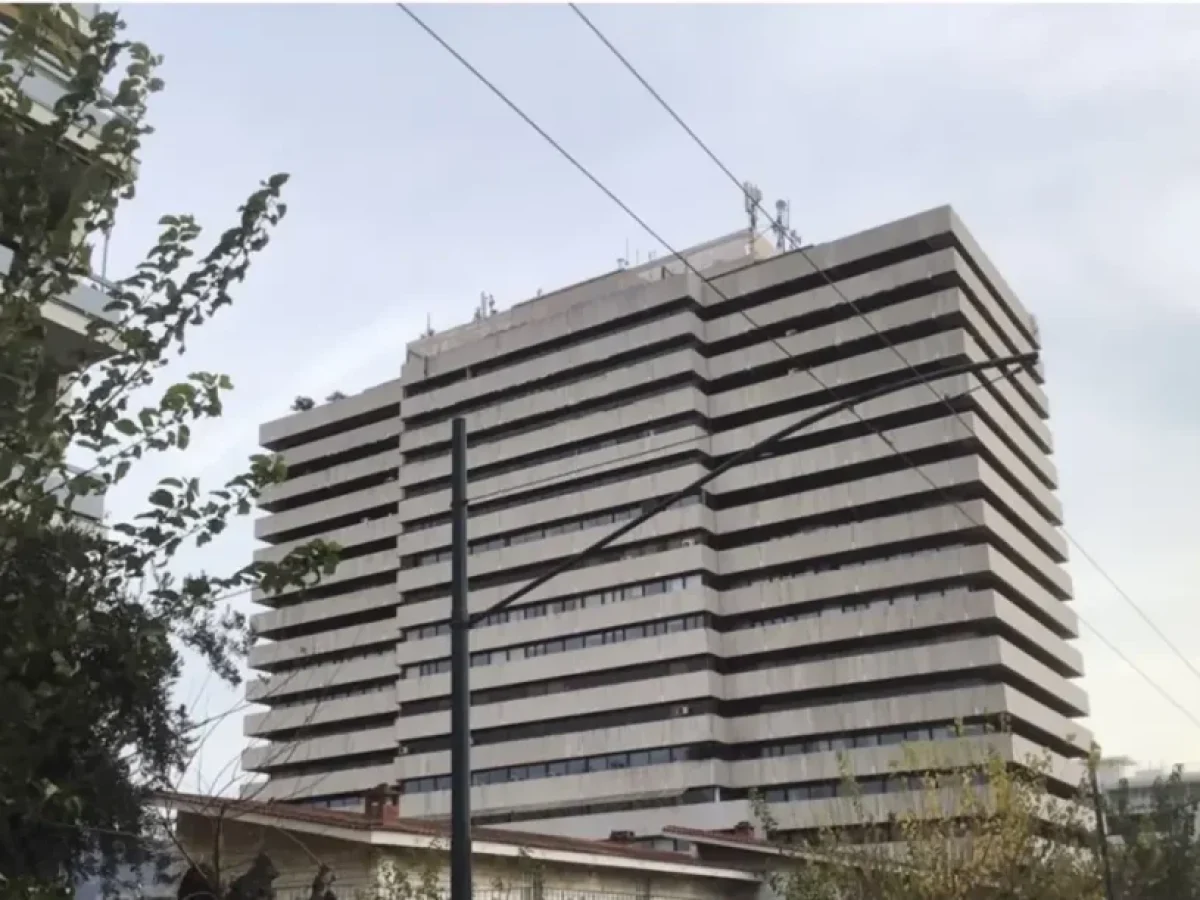 &Alpha;&mu;&pi;&epsilon;&lambda;ό&kappa;&eta;&pi;&omicron;&iota;: &Gamma;&nu;&omega;&sigma;&tau;ό&sigmaf; &epsilon;&pi;&iota;&chi;&epsilon;&iota;&rho;&eta;&mu;&alpha;&tau;ί&alpha;&sigmaf; &epsilon;ί&nu;&alpha;&iota; &omicron; &iota;&delta;&iota;&omicron;&kappa;&tau;ή&tau;&eta;&sigmaf; &tau;&eta;&sigmaf; &laquo;&phi;ά&rho;&mu;&alpha;&sigmaf;&raquo; &sigma;&epsilon; &tau;&alpha;&rho;ά&tau;&sigma;&alpha; &kappa;&tau;&iota;&rho;ί&omicron;&upsilon;
