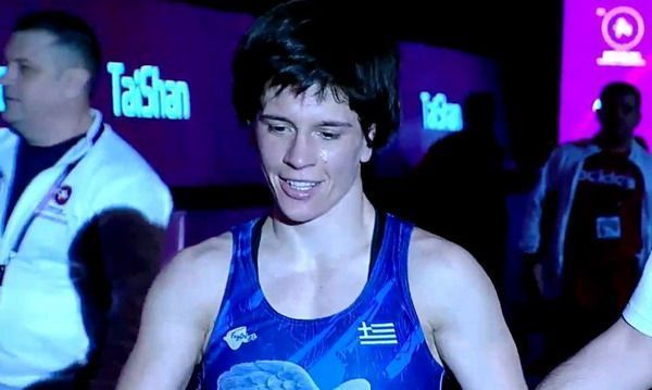 &Alpha;simenia-i-maria-prevolaraki-sto-1