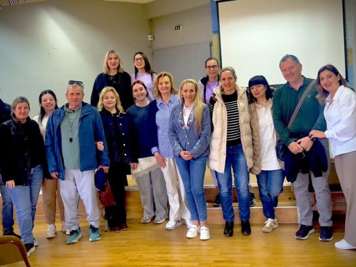 1ο Δημοτικό Τρικάλων «Δωρόθεος Σχολάριος»: Επιμόρφωση σε εμπιστοσύνη και ενσυναίσθηση