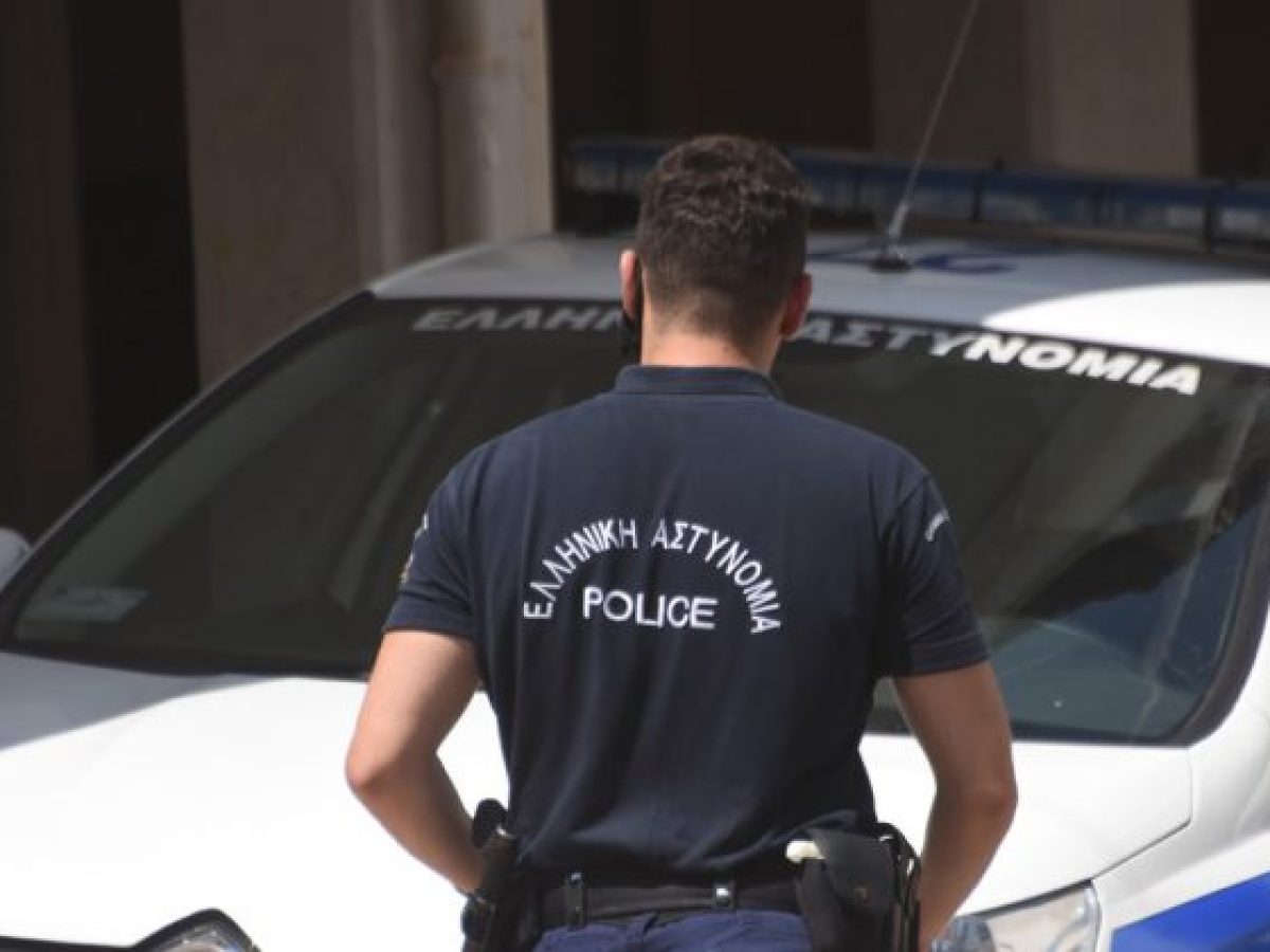 Aγρίνιο: Xειροπέδες σε 26χρονο για κατοχή ναρκωτικών χαπιών
