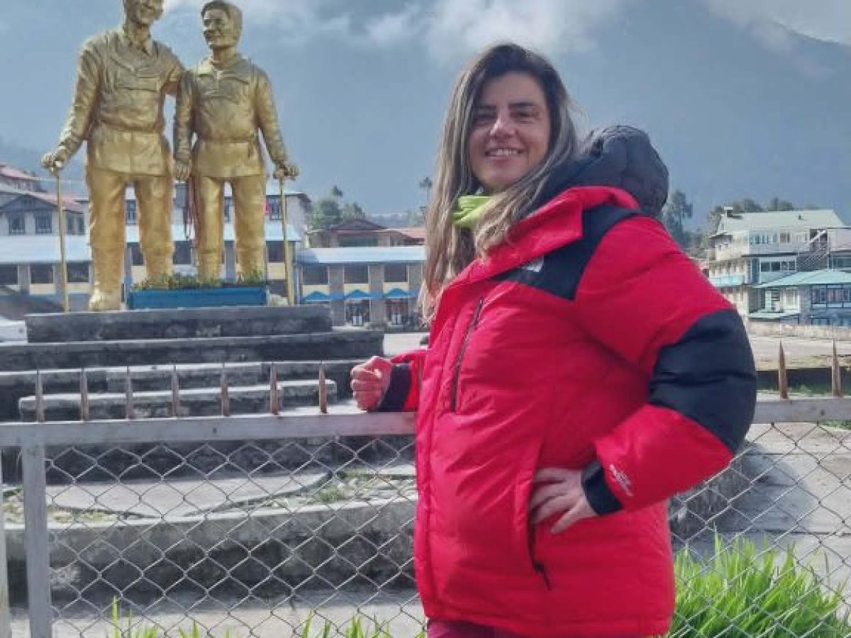 Aνάβαση Λαρισαίας ορειβάτισσας σε κορυφή των Ιμαλαίων (ΦΩΤΟ)