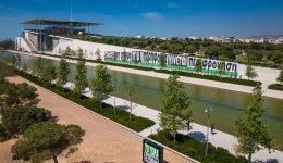 Barbara-Kruger-sto-kpisn-i-2