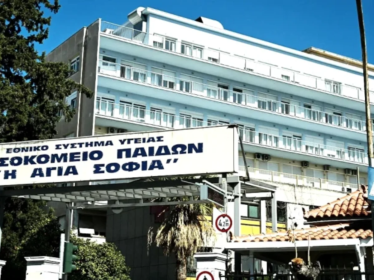 Bάρκιζα: Πούλησαν βότκα σε ανήλικους – Στο νοσοκομείο 14χρονη, στο αυτόφωρο η ιδιοκτήτρια του μίνι μάρκετ