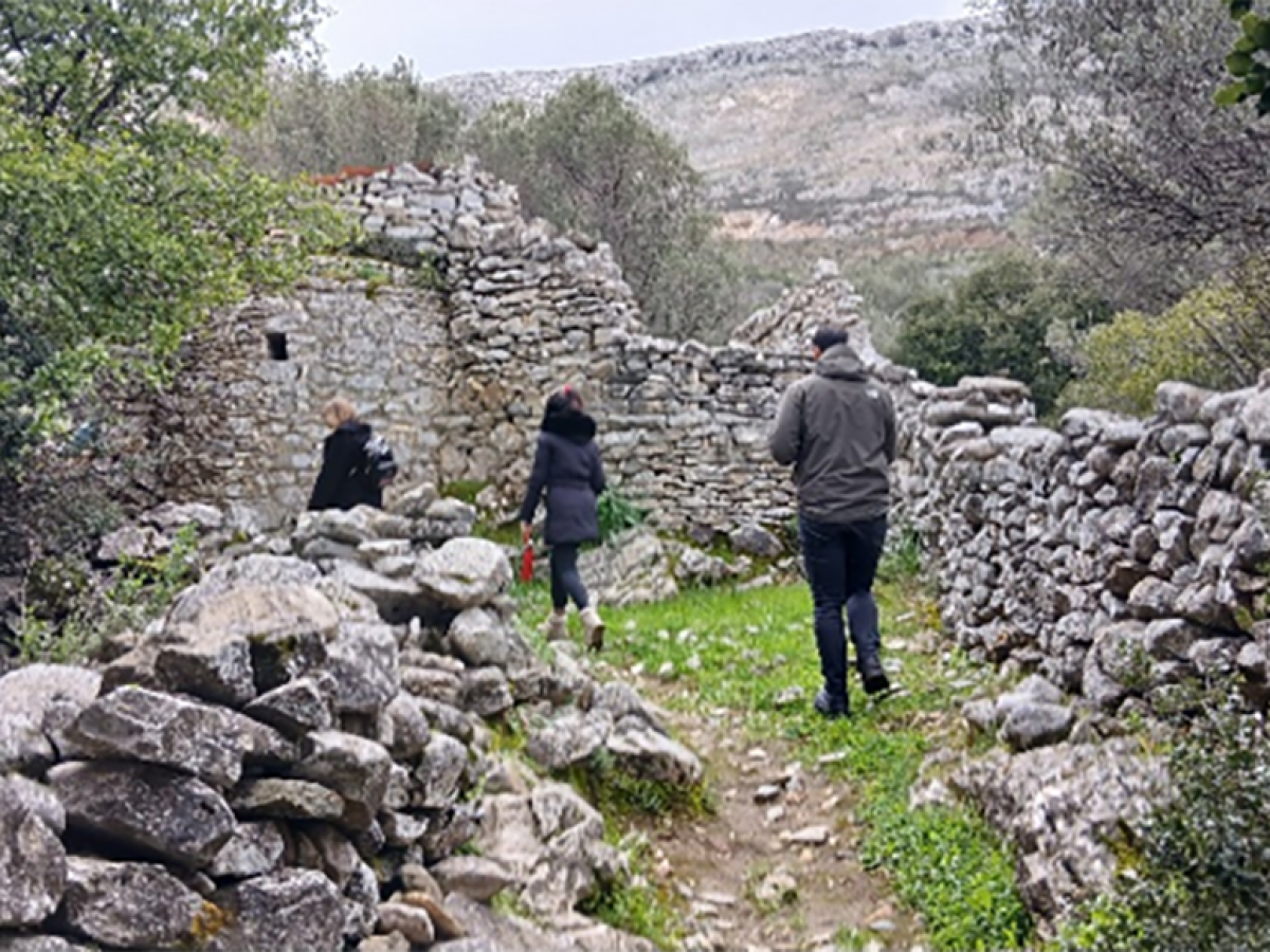 Oλοκληρώθηκε στη Νάξο η τριήμερη δράση «Ημέρες Ξερολιθιάς στο Αιγαίο»