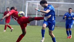 Super-League-2-treno-sta-1