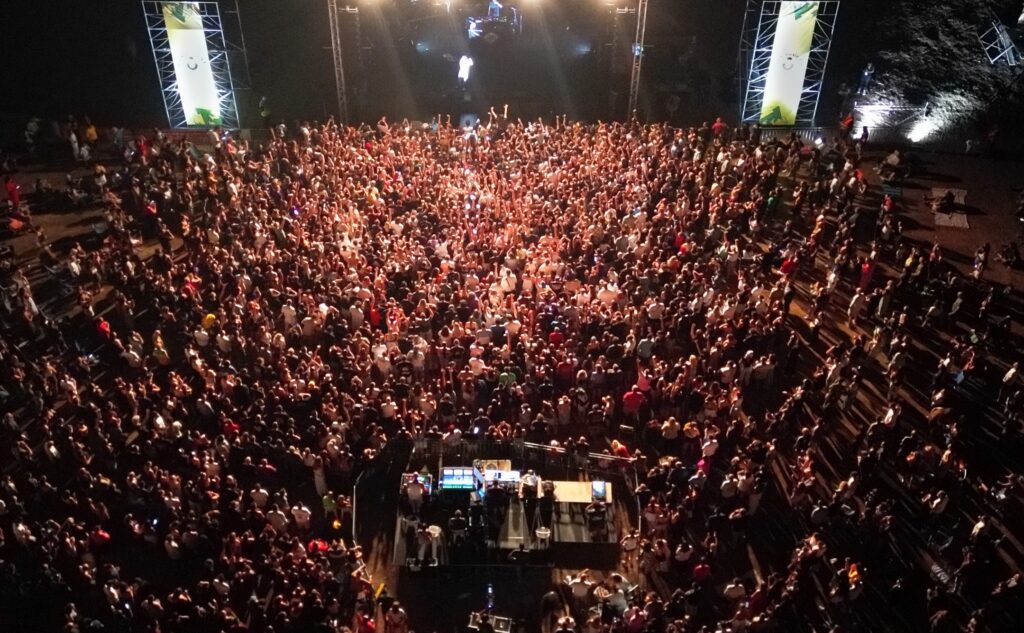 To-Amvrakia-Music-Festival-erchete-1