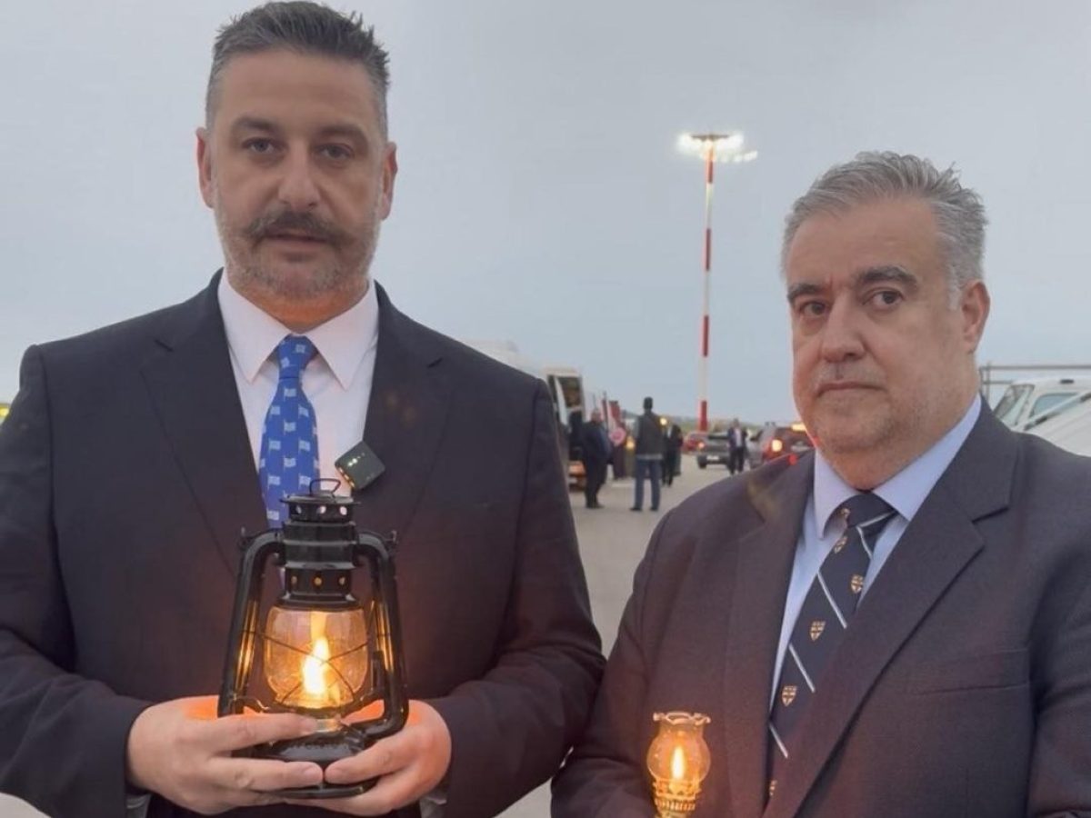 To Άγιο Φως στην Αιτωλοακαρνανία – Τα σημεία και οι ώρες παραλαβής